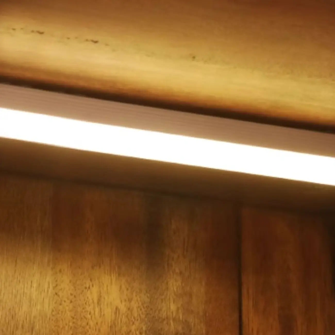 Glass Door Wooden Floor Multiple Levels Wine Cabinet with Lighting