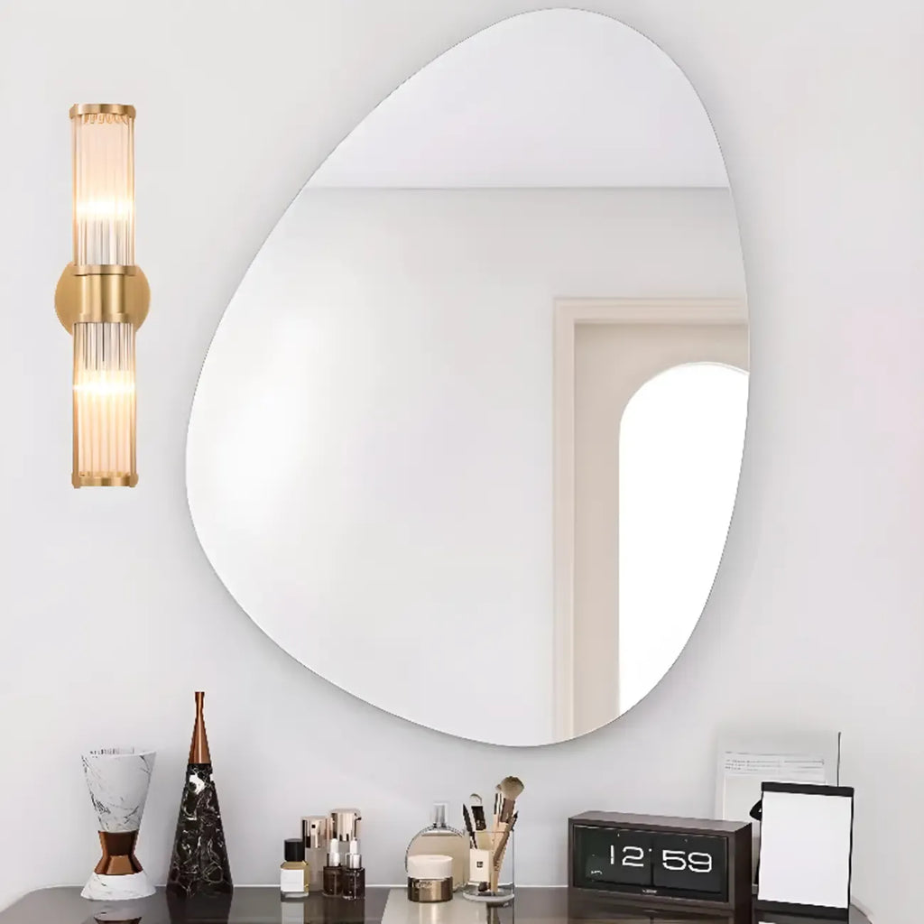 Modern Vertical Glass LED Bathroom Vanity Light with Mini Size