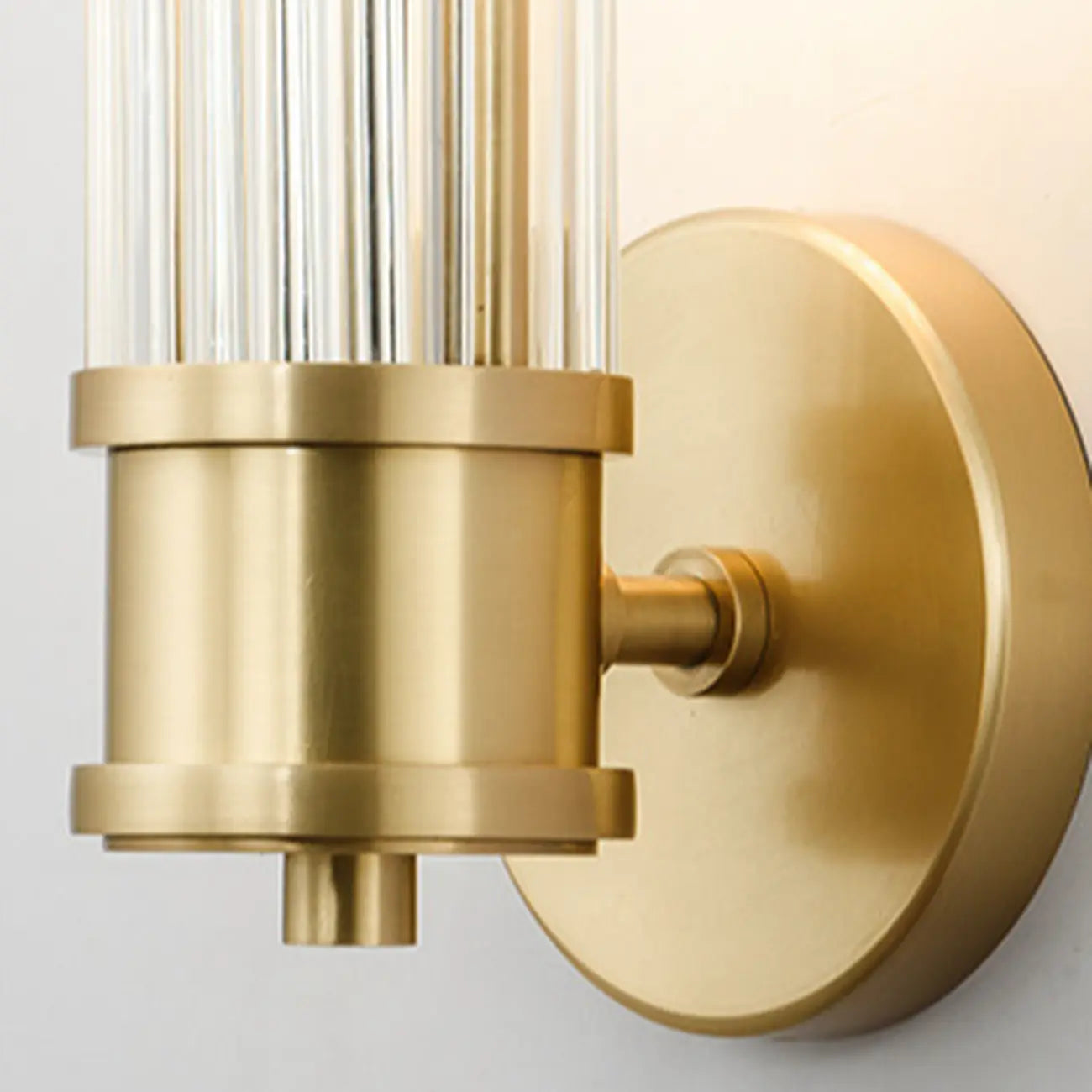 Modern Vertical Glass LED Bathroom Vanity Light with Mini Size