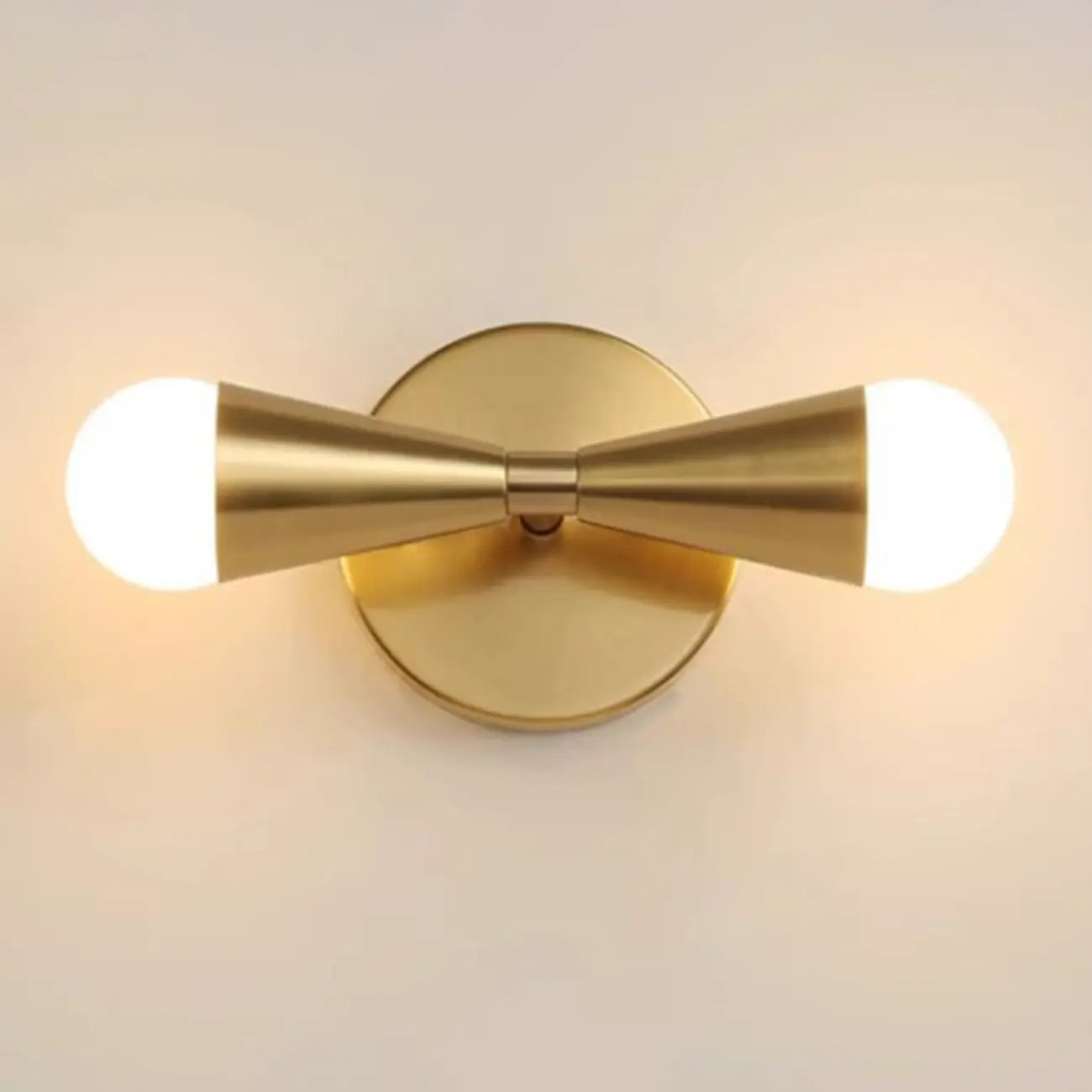 Elegant Straight 2-Light Wall Light Fixture in Gold