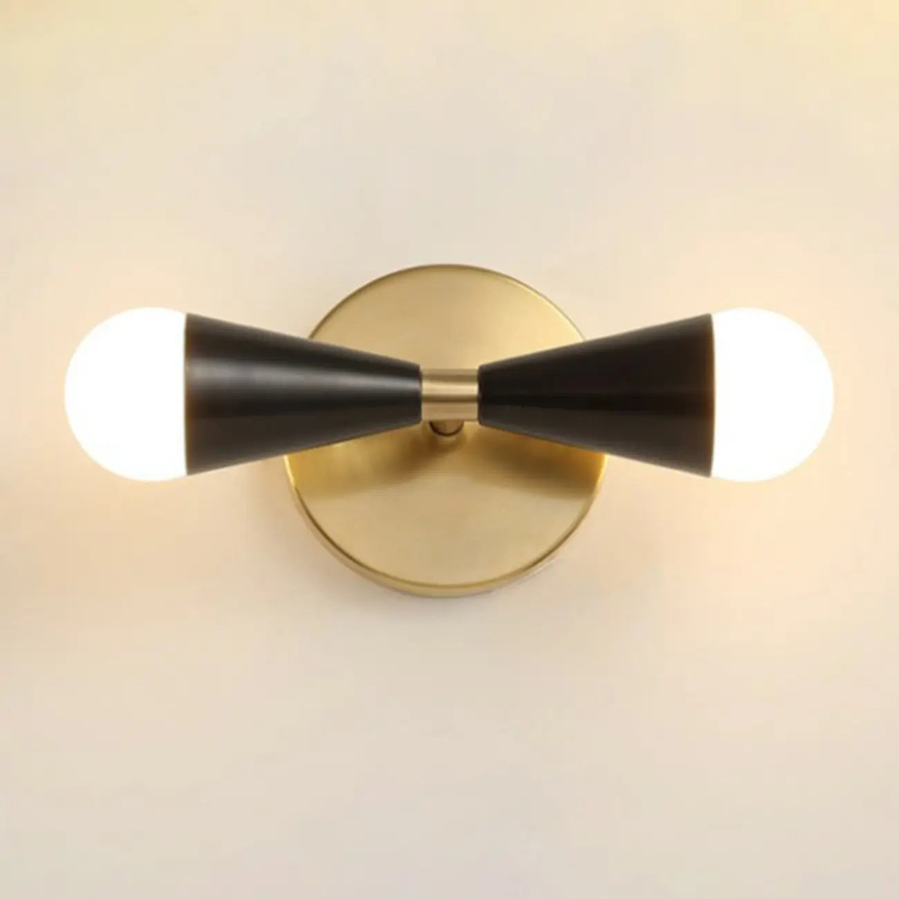 Elegant Straight 2-Light Wall Light Fixture in Gold