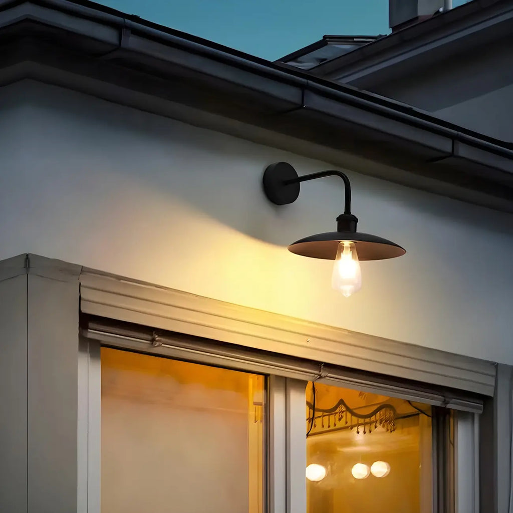 Industrial Black Metal Wall Light with LED for Outdoors