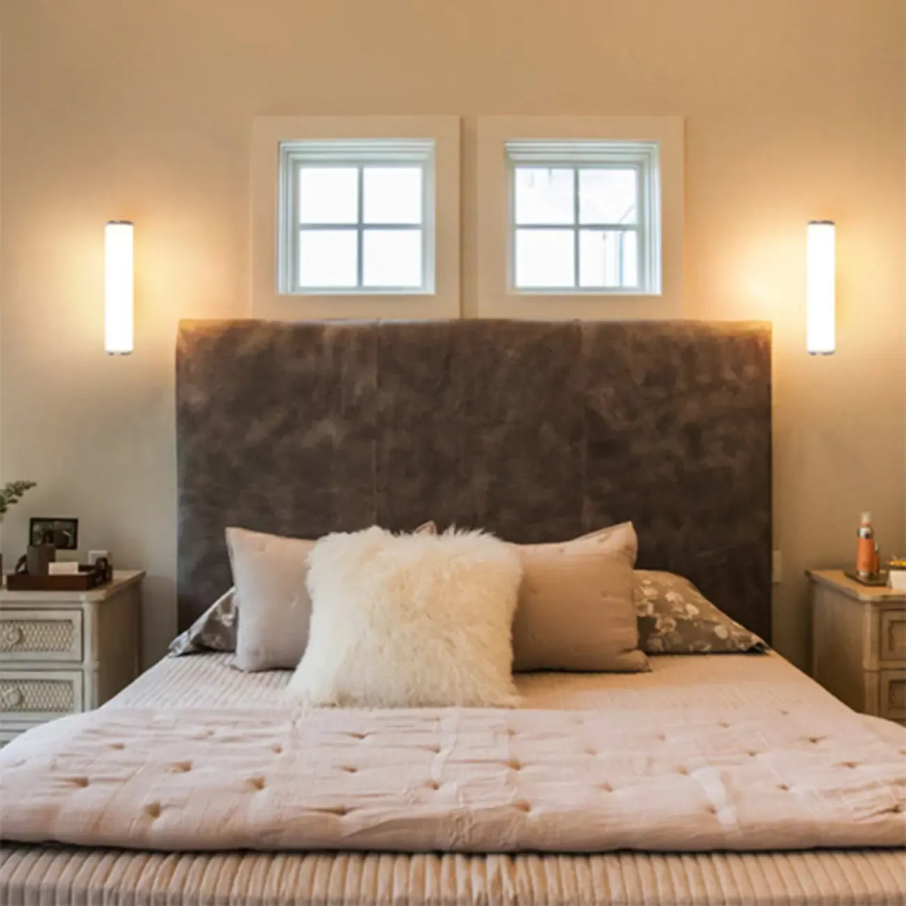 Modern Minimalist Tube LED Bathroom Vanity Light Fixture