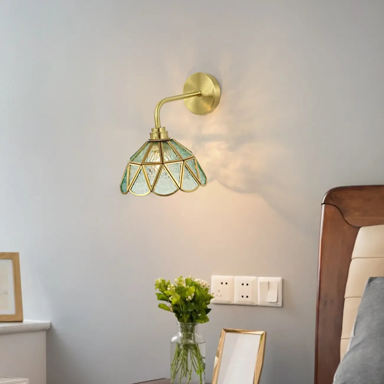 Vintage Wall Sconce with Crystal Shade for Interior spaces
