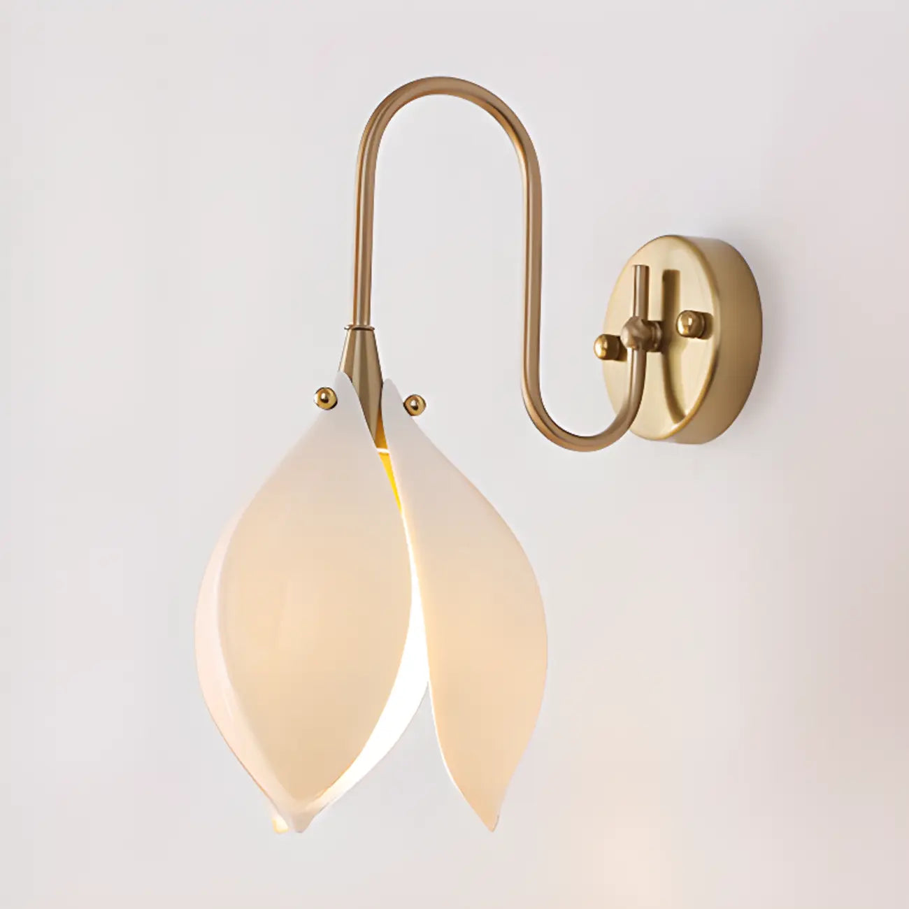Vintage White Wall Sconce with Leaf Shape for Interior Decor