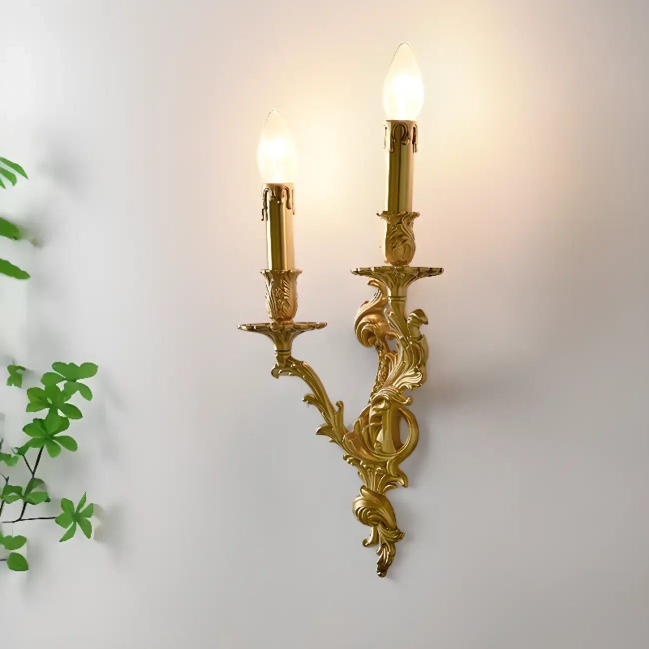 Modern Indoor Ornate Brass Wall Sconce for Hallway Lighting