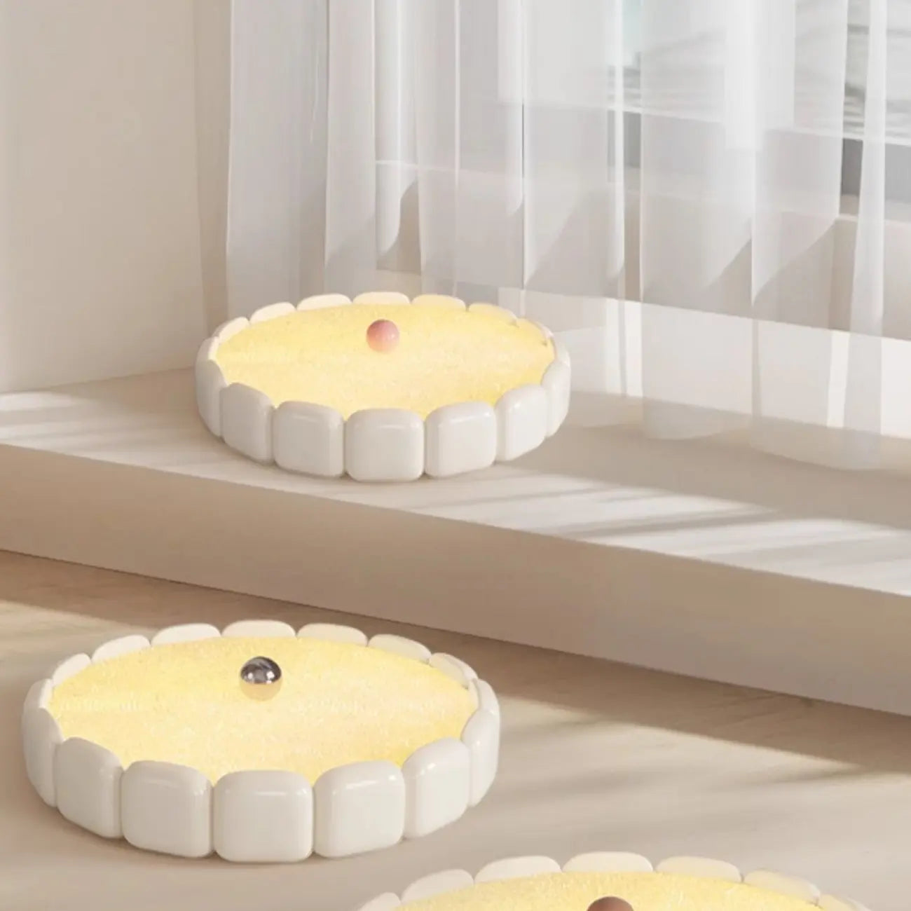 Modern Circle LED Flush Ceiling Light for Residential Spaces