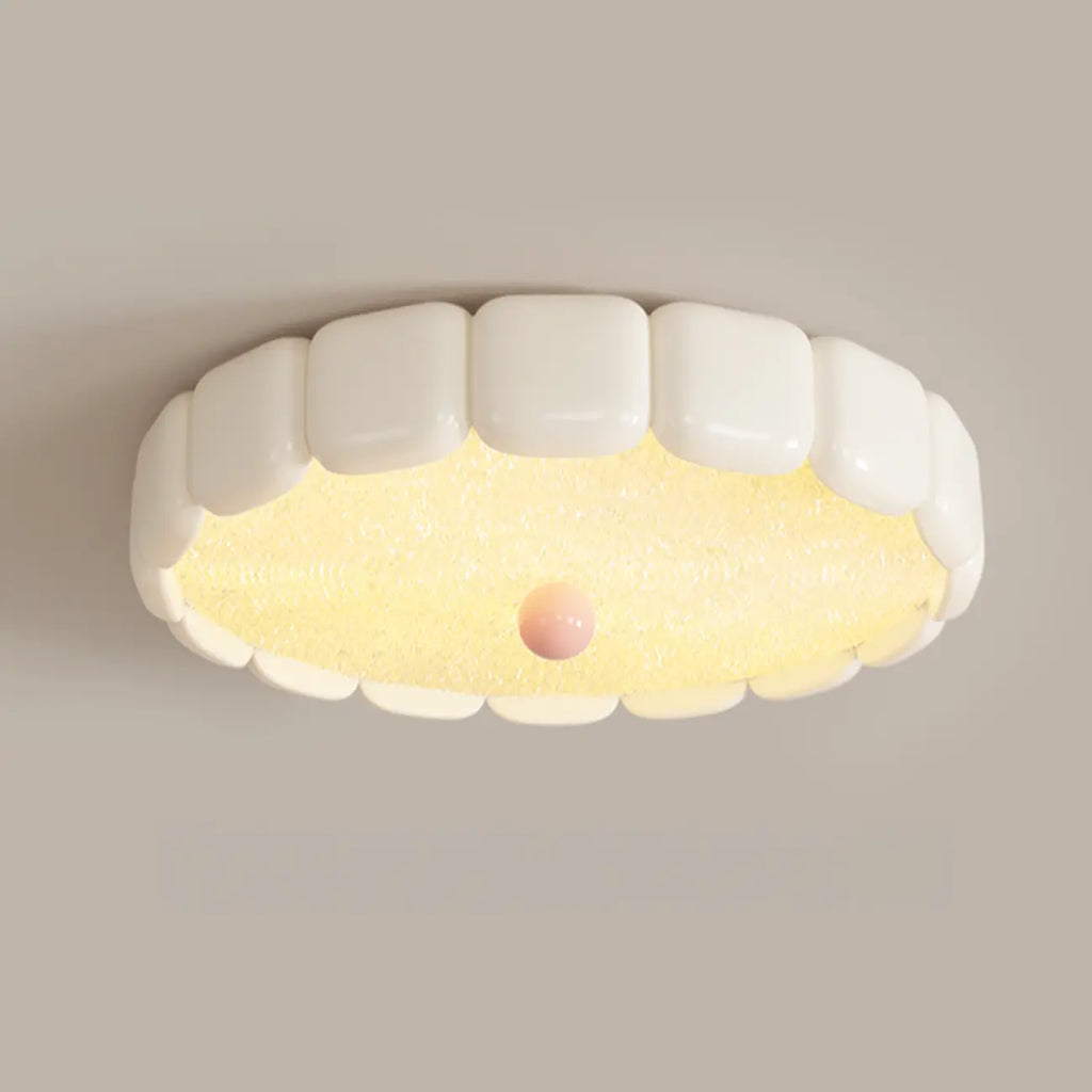 Modern Circle LED Flush Ceiling Light for Residential Spaces