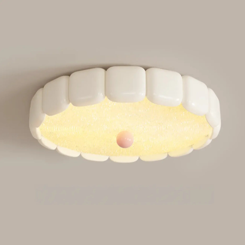 Modern Circle LED Flush Ceiling Light for Residential Spaces