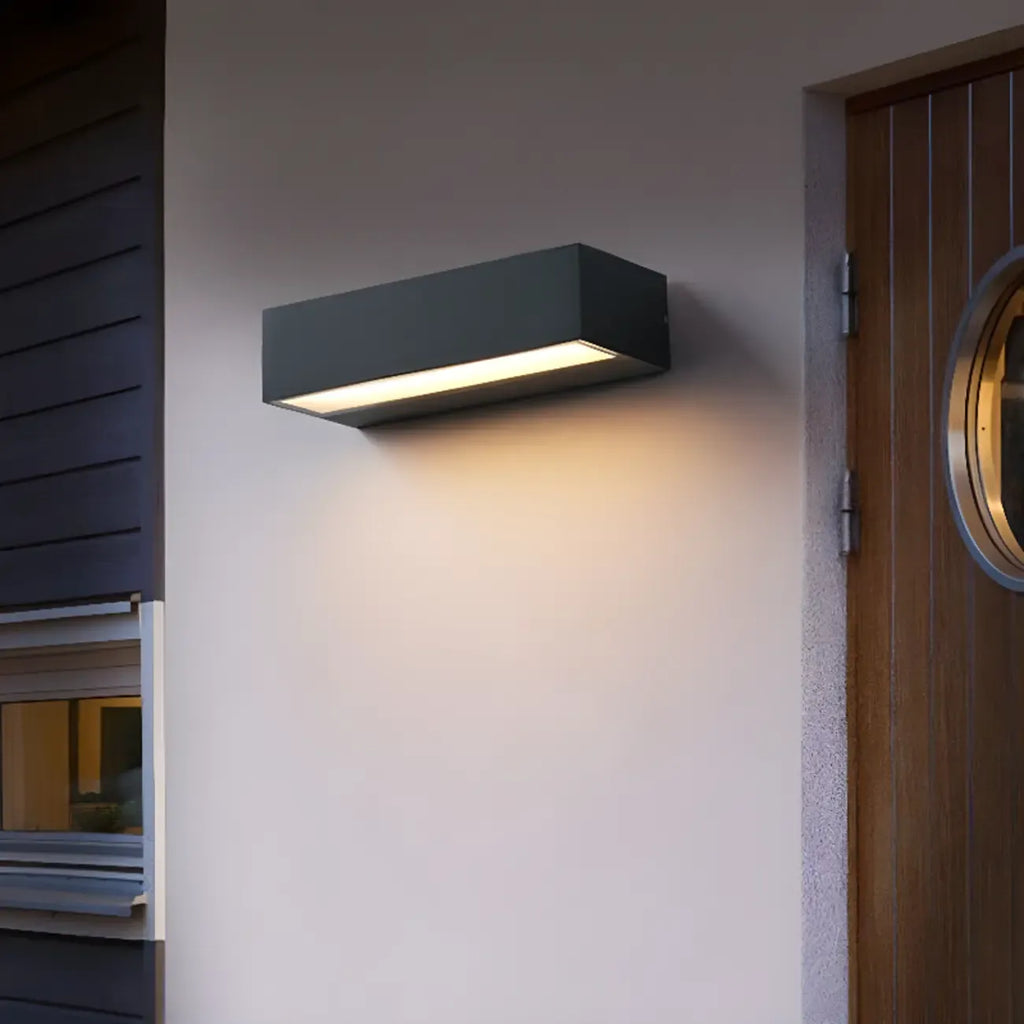 Morden Outdoor Wall Sconce with Frosted Glass Shade