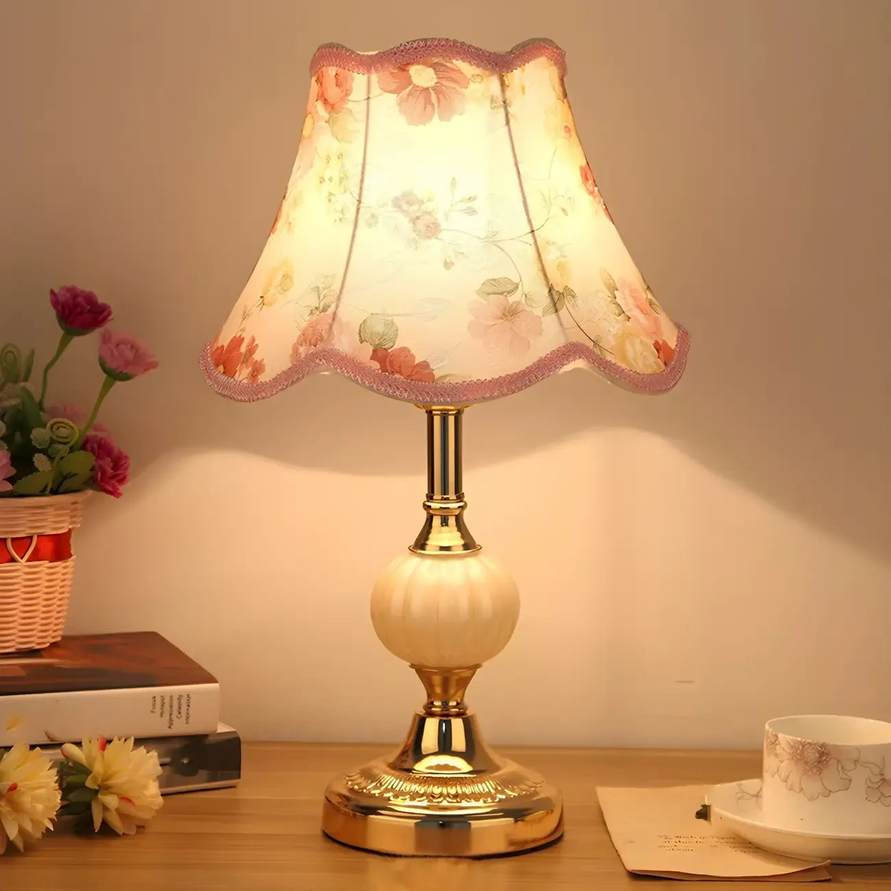 Elegant Classic Metal Table Lamp with Fabric Shade