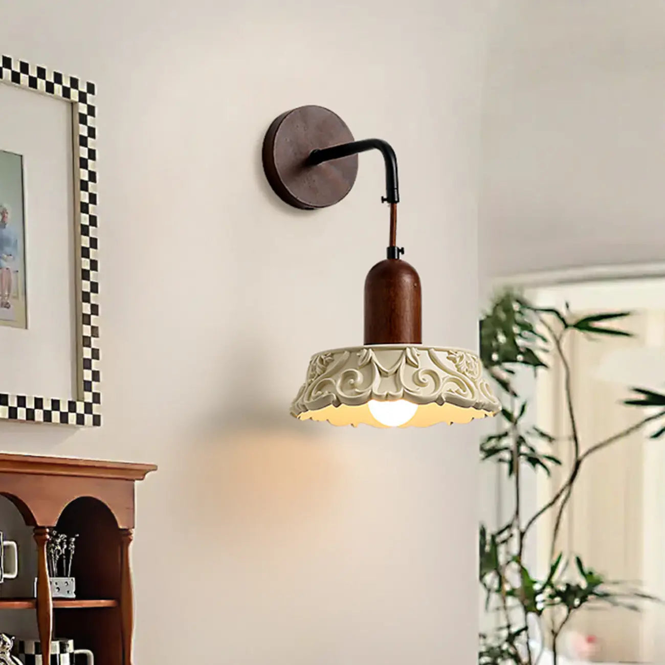 Vintage Geometric Beige Indoor Wall Sconce in Wood & Resin