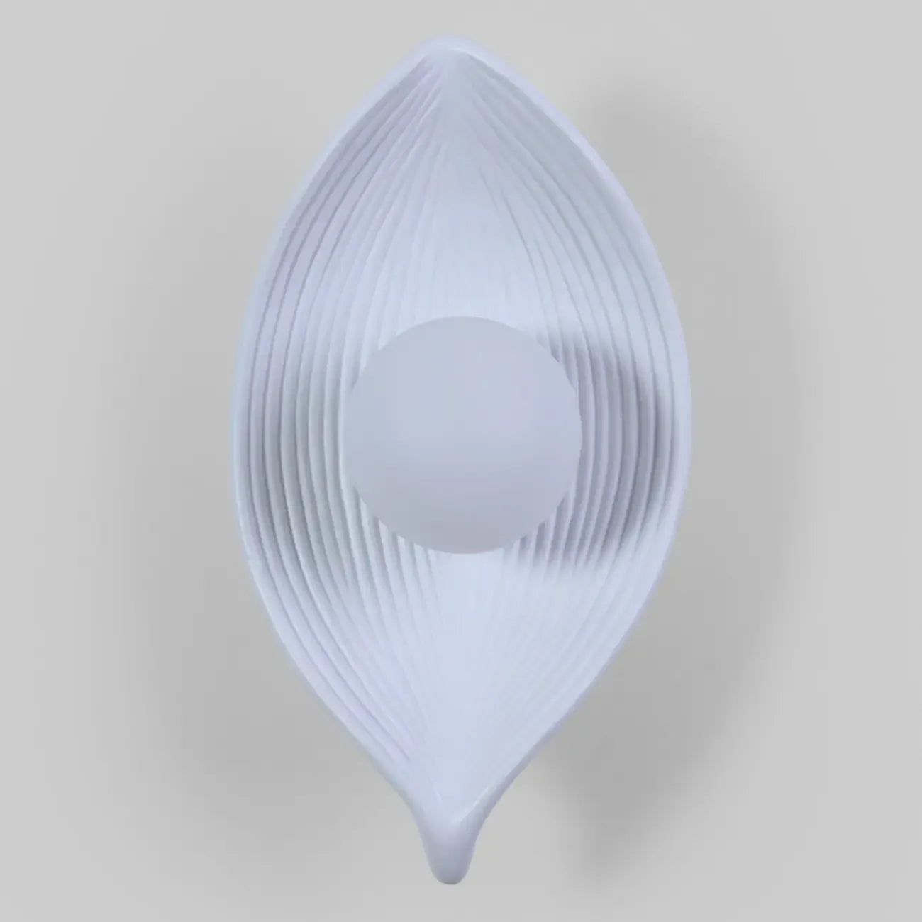 Chic Modern Mini Resin Leaf Wall Sconce for Bedroom Decor