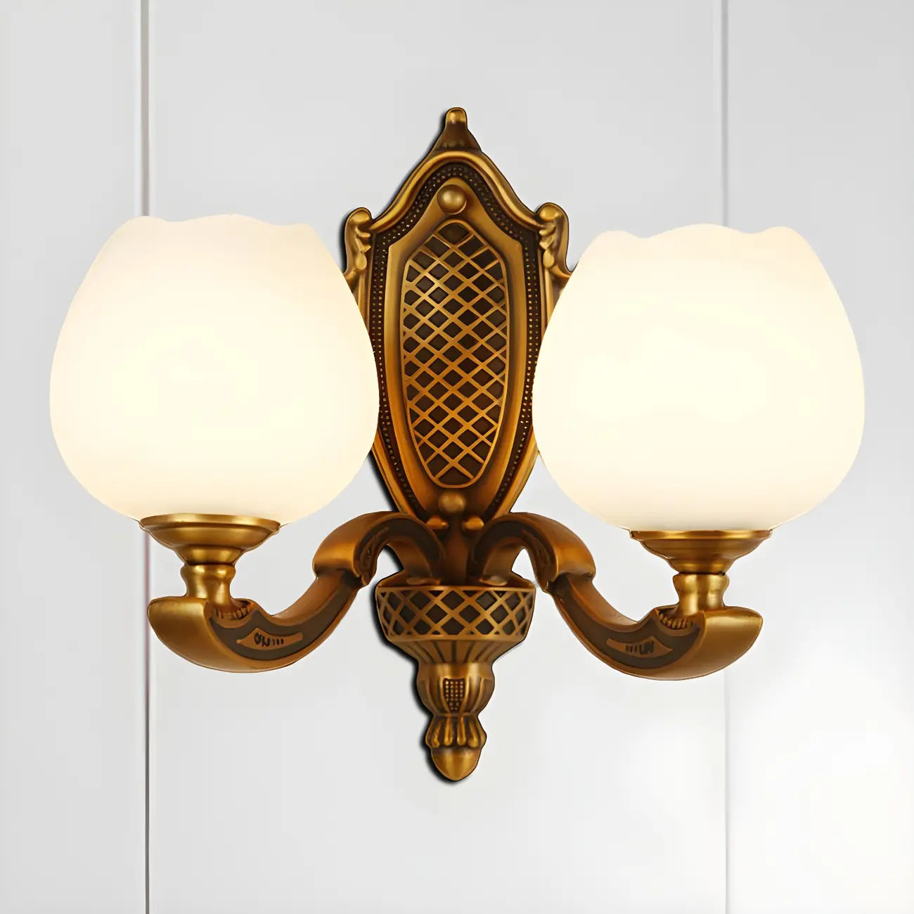 13¡°Colonial Brass Wall Sconce with LED Light for Bedroom