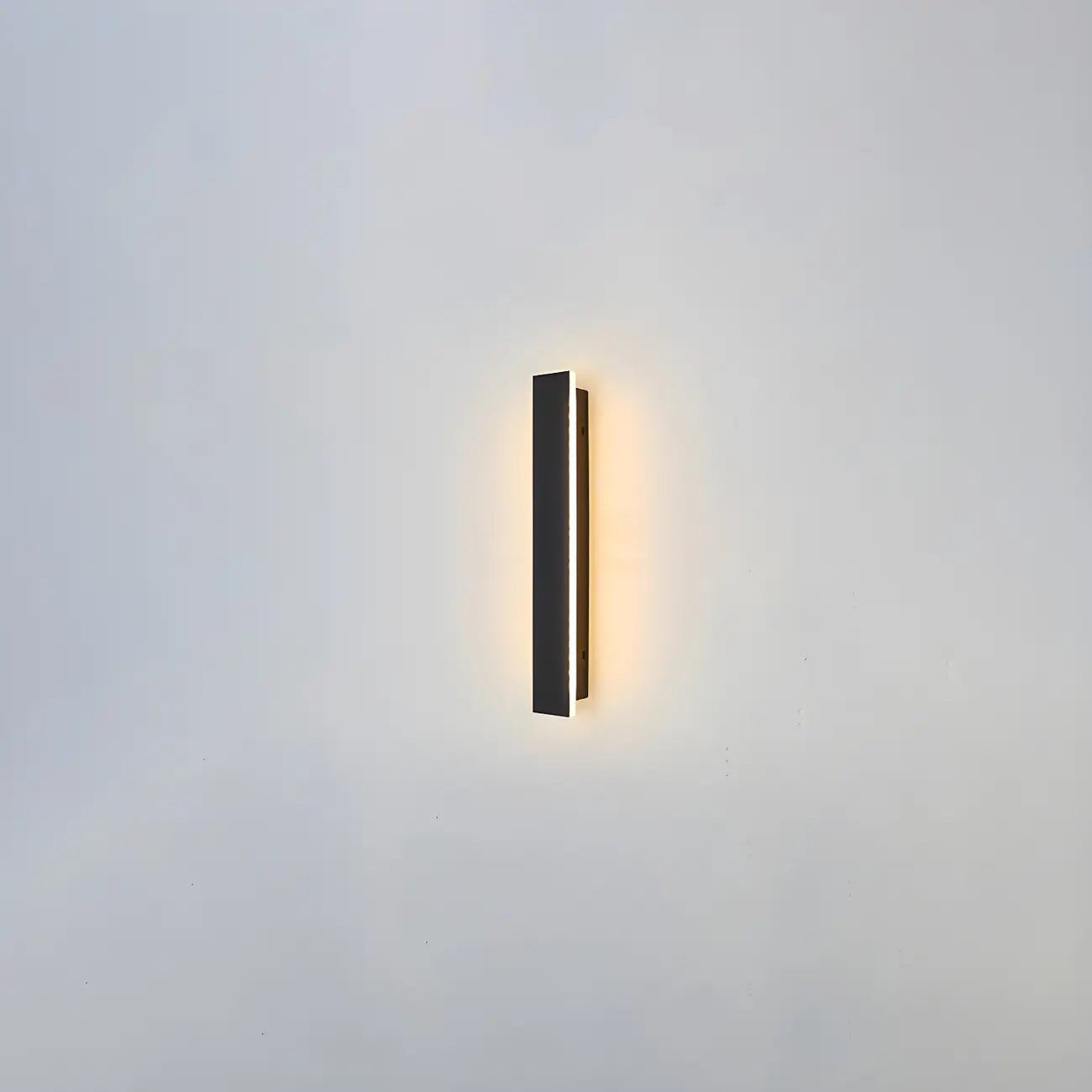 Modern Metal Black Linear LED Outdoor Wall Light