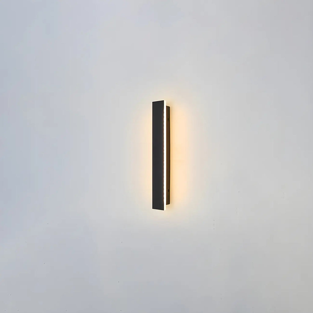 Modern Metal Black Linear LED Outdoor Wall Light