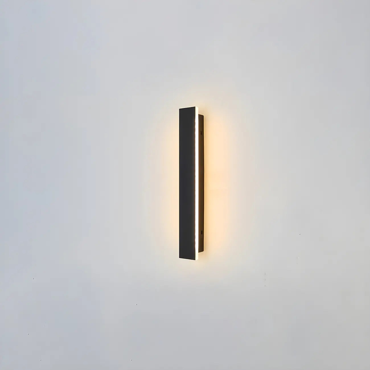 Modern Metal Black Linear LED Outdoor Wall Light