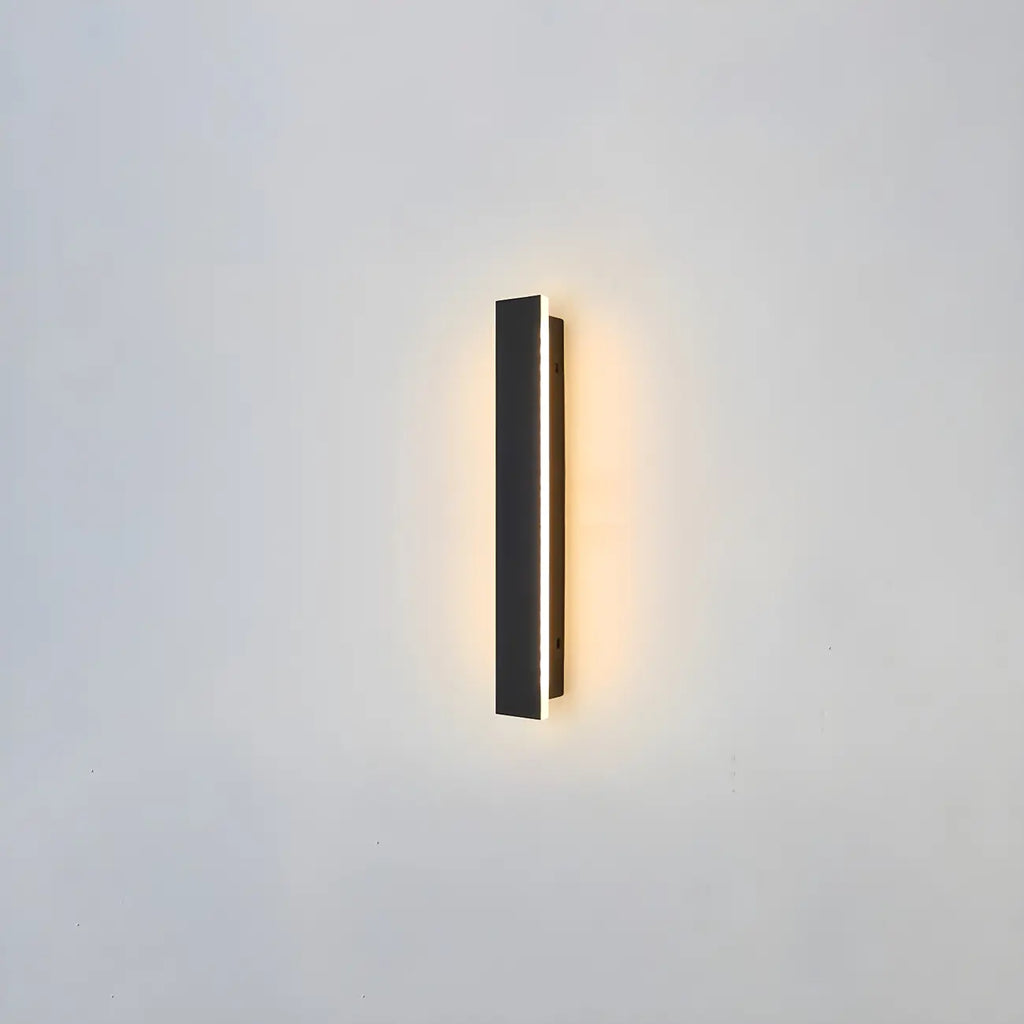 Modern Metal Black Linear LED Outdoor Wall Light