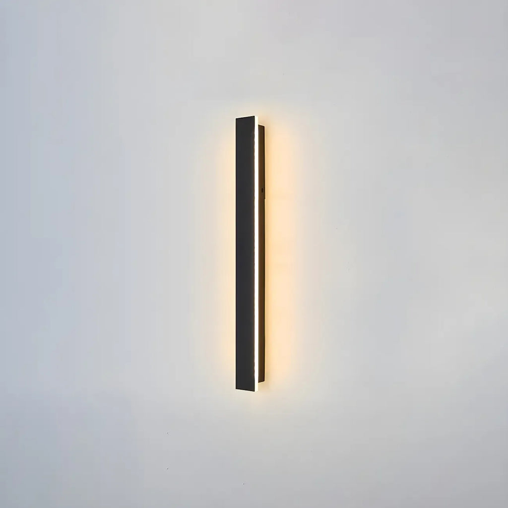 Modern Metal Black Linear LED Outdoor Wall Light