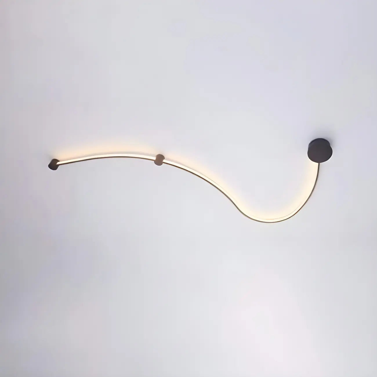 Unique Black Linear Flowing LED Wall Sconce for Living Room
