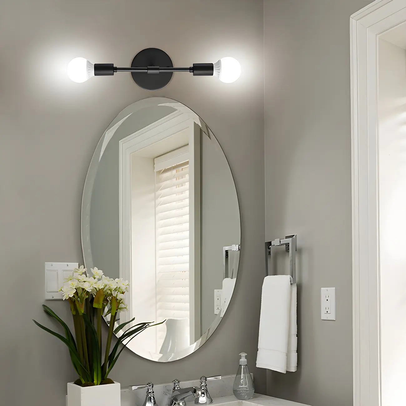 Modern 2-Light Globe Metal Bathroom Vanity Light